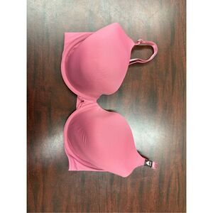 NWT Victoria’s Secret T-Shirt Lined Full Coverage Bra With Lace Size 34DD